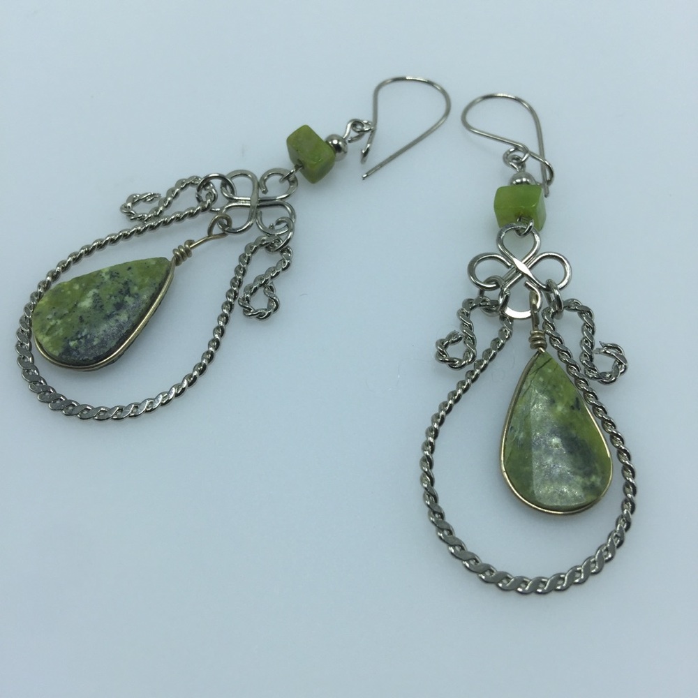 Natural Green Stone Earrings in Alpaca Silver